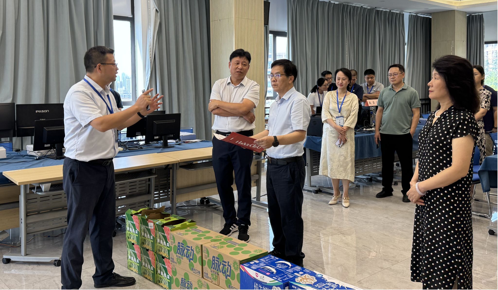 学校本科招生录取工作领导小组检查指导2025年本科招生录取工作